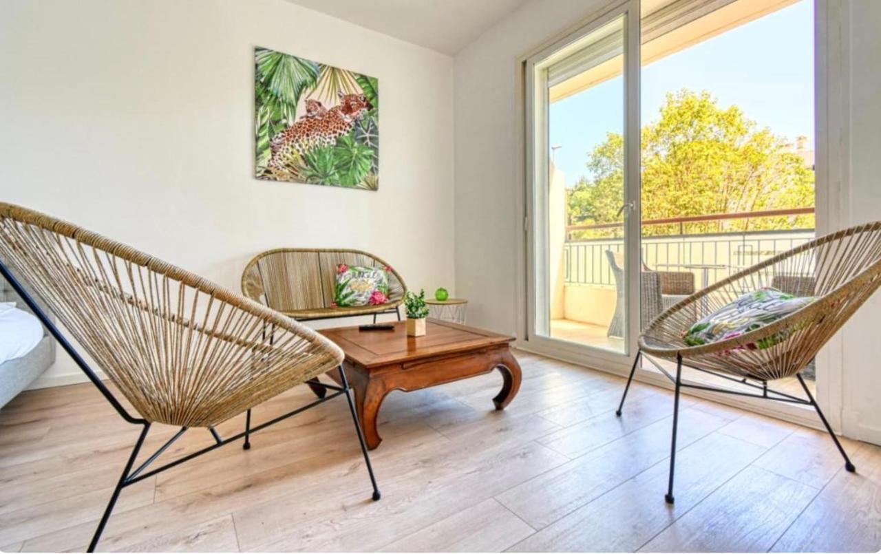 Superbe Studio Lumineux Sur Cannes Avec Terrasse ! A Quelques Minutes De La Celebre Rue D'Antibes ! Exterior photo